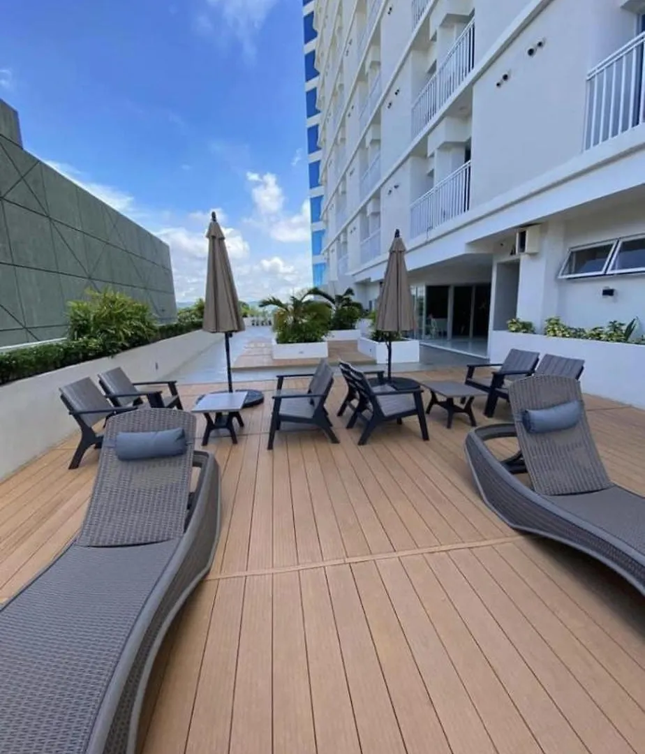 Davao Inspiria Condo Units With Balcony Beside Abreeza Mall Daire